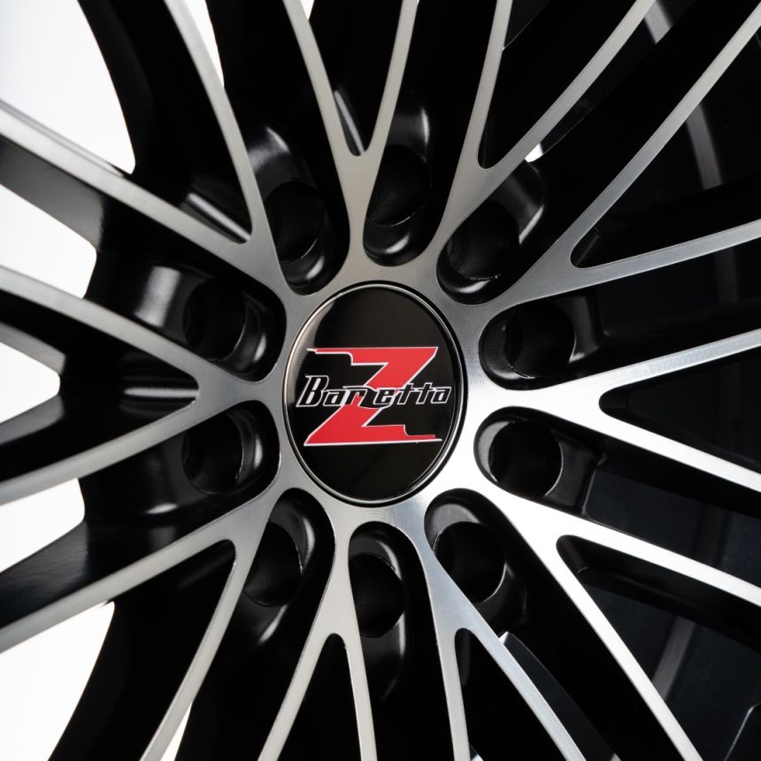 Magnifico Black Polished 8.5x19